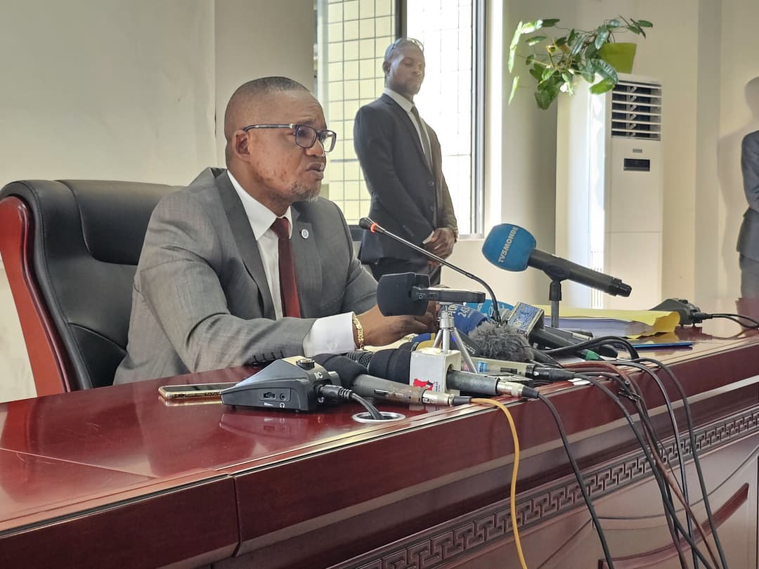 Phénomène Mobondo, « le temps des négociations est révolu » (Péter Kazadi)